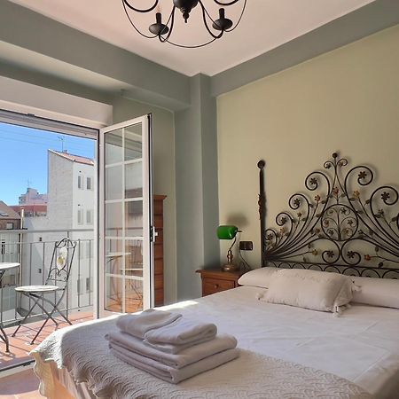 Apartament Housing Leon Marigold Zewnętrze zdjęcie